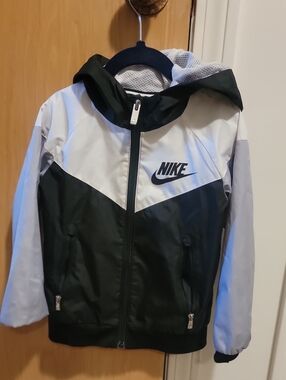 Nike Kids' Black & Light Gray Hooded Windbreaker Jacket